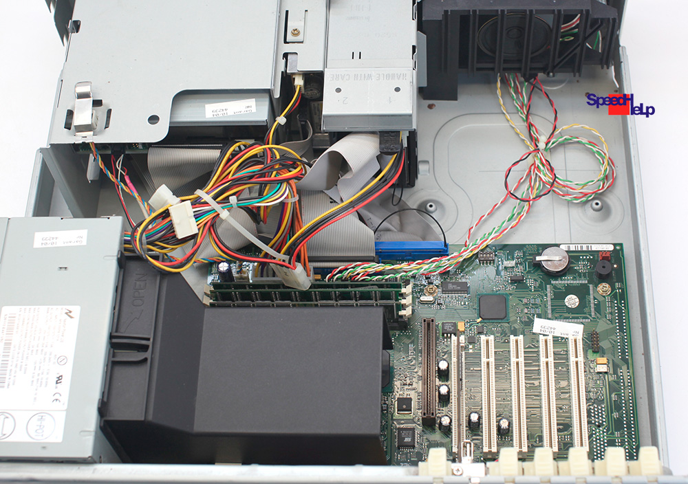 PC Computer Fujitsu Siemens Telekom Systems I815E D1218 Pentium 3